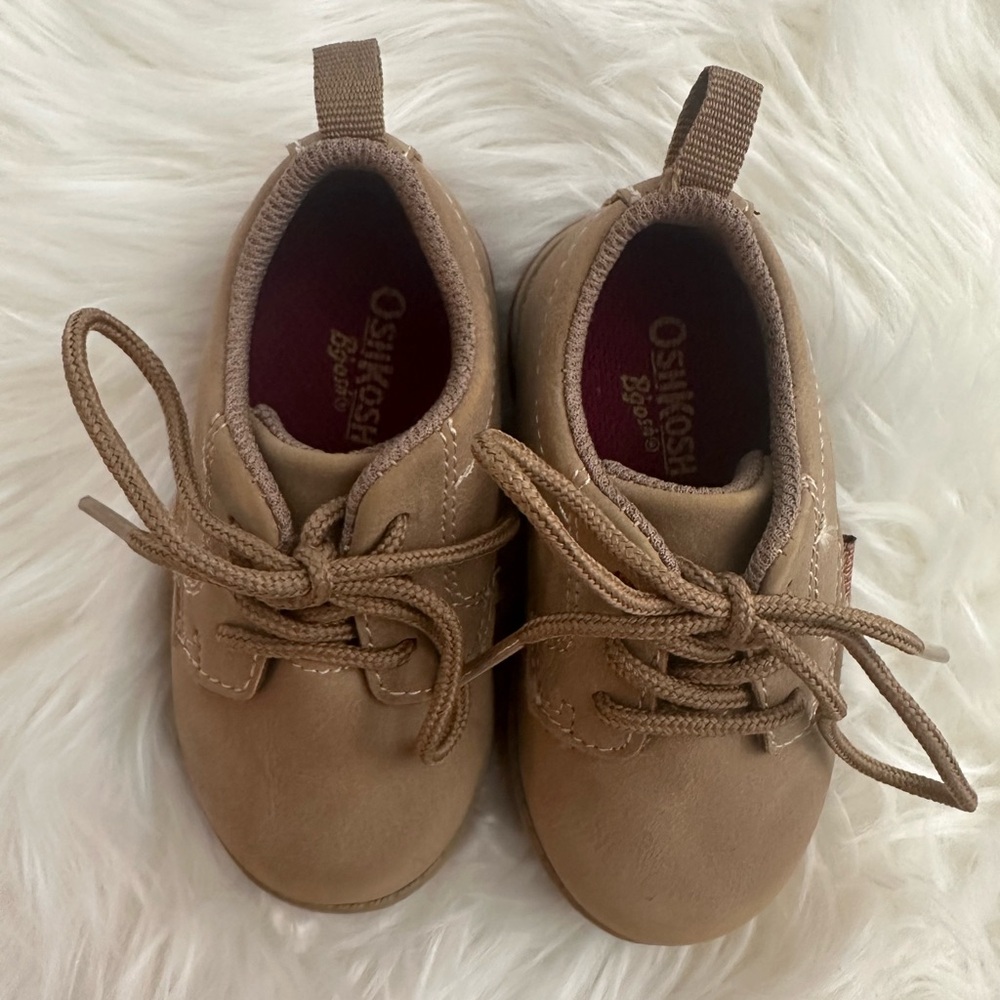 OSH KOSH BGOSH JAVIN DRESS SHOE 5T